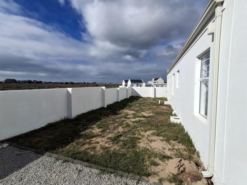 To Let 3 Bedroom Property for Rent in Lampiesbaai Western Cape